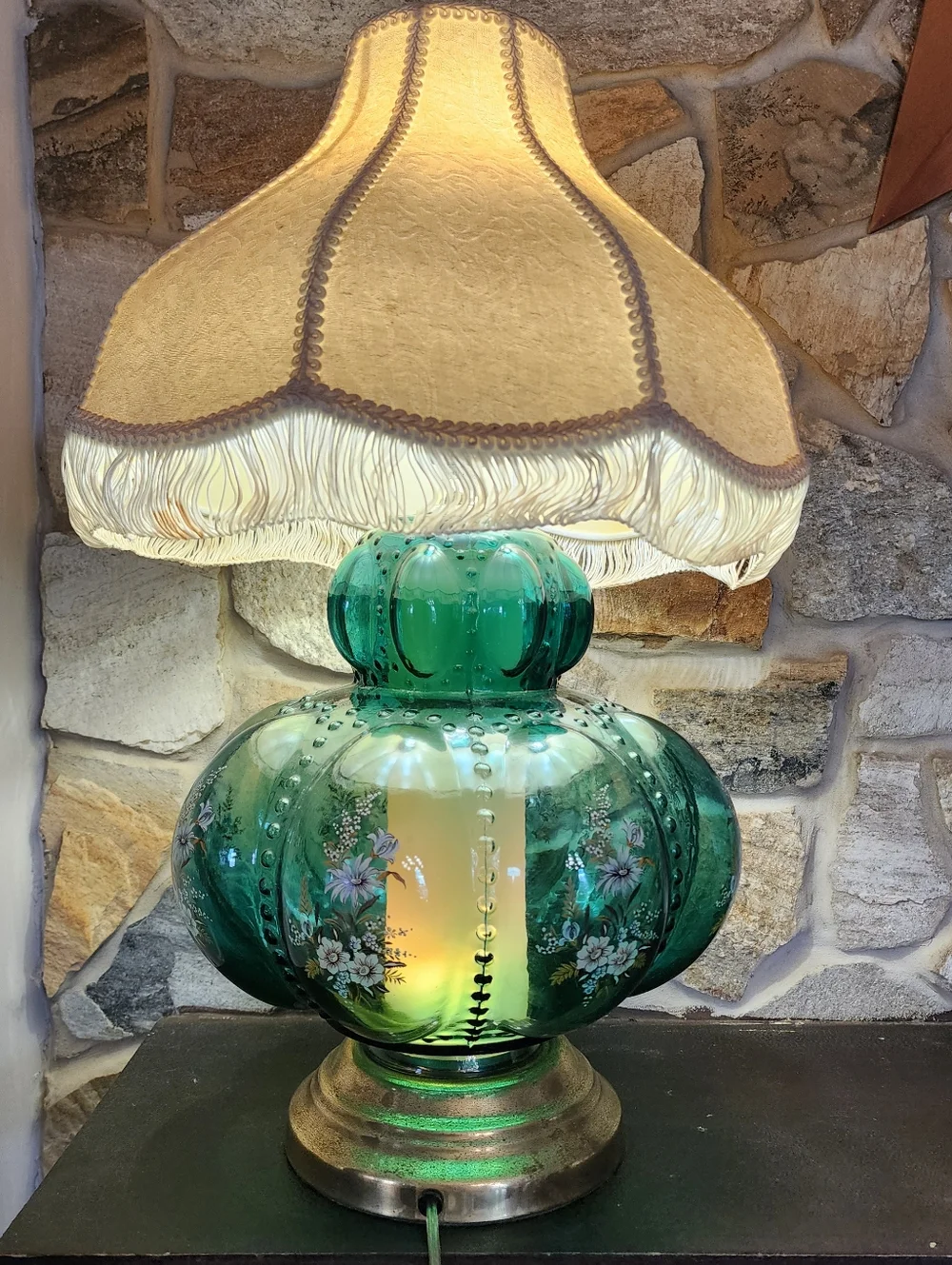 Rare 1940s Emerald Green GWTW Lamp Hand Painted Enamel Dual Light Pristine